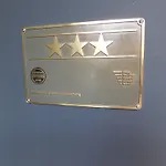 雷斯国家酒店 3*