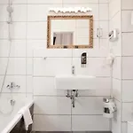Les Nations Hotel 3*