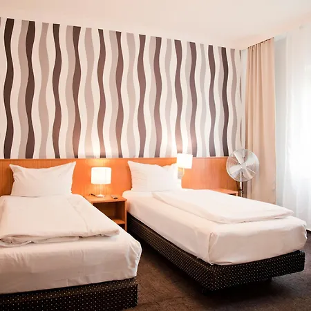 Les Nations Hotel 3*