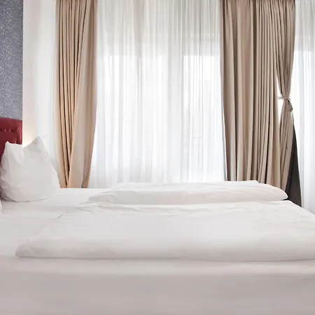Les Nations Hotel Berlim