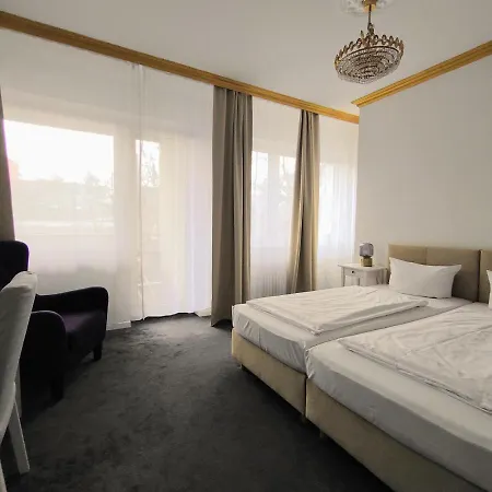 Hotel Les Nations 3*