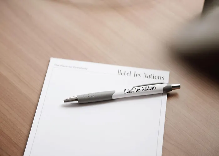 Les Nations 호텔 3*